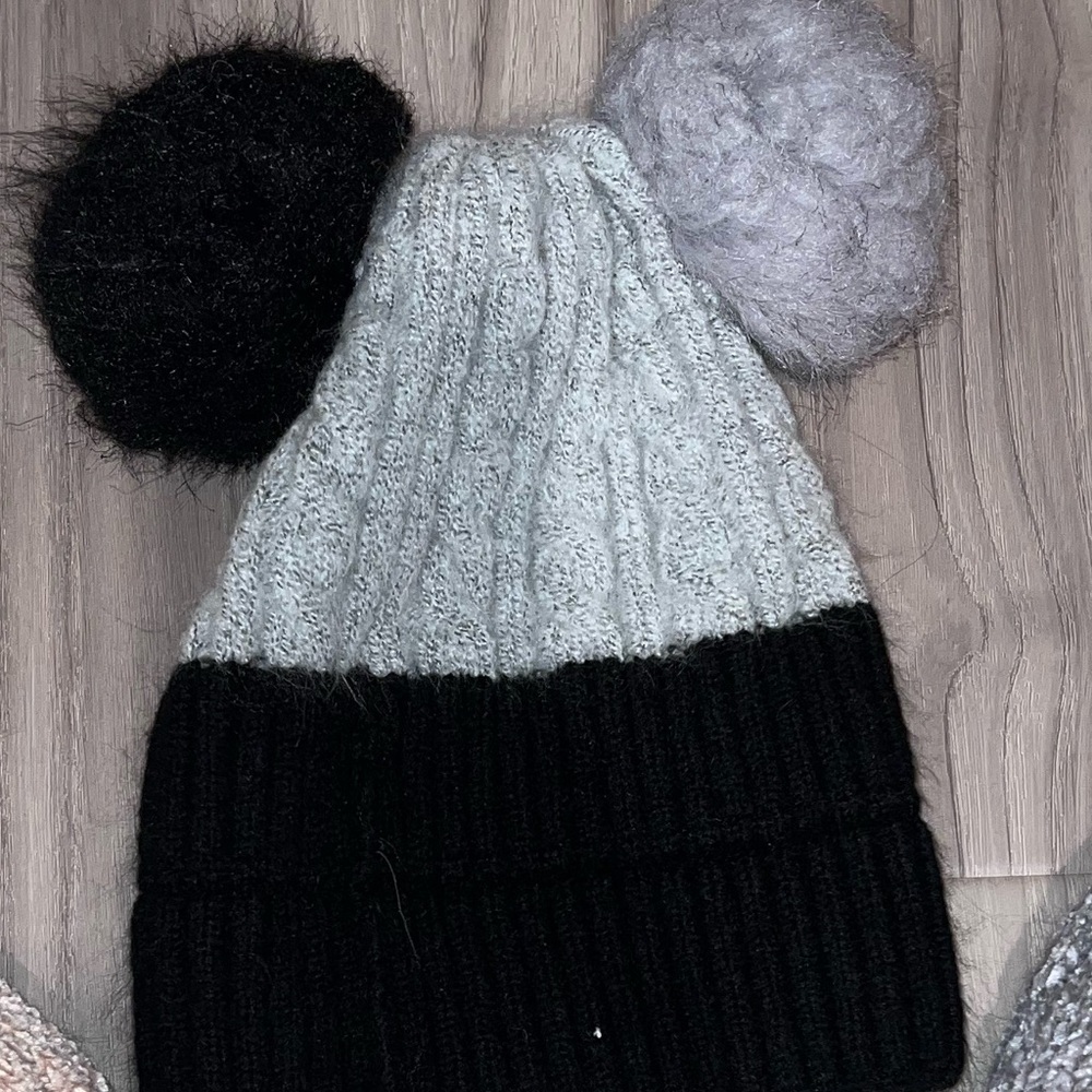 Set of three beanies - Picture 4 of 5